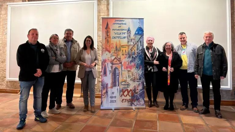 Lucas Toribio, María Dolores González, José Mena, África Colomo, Pepa García, María Dolores del Pino, Pedro Alejo y Eduardo Alarcón. / Nuria Fernández Luque / Diario JAÉN.